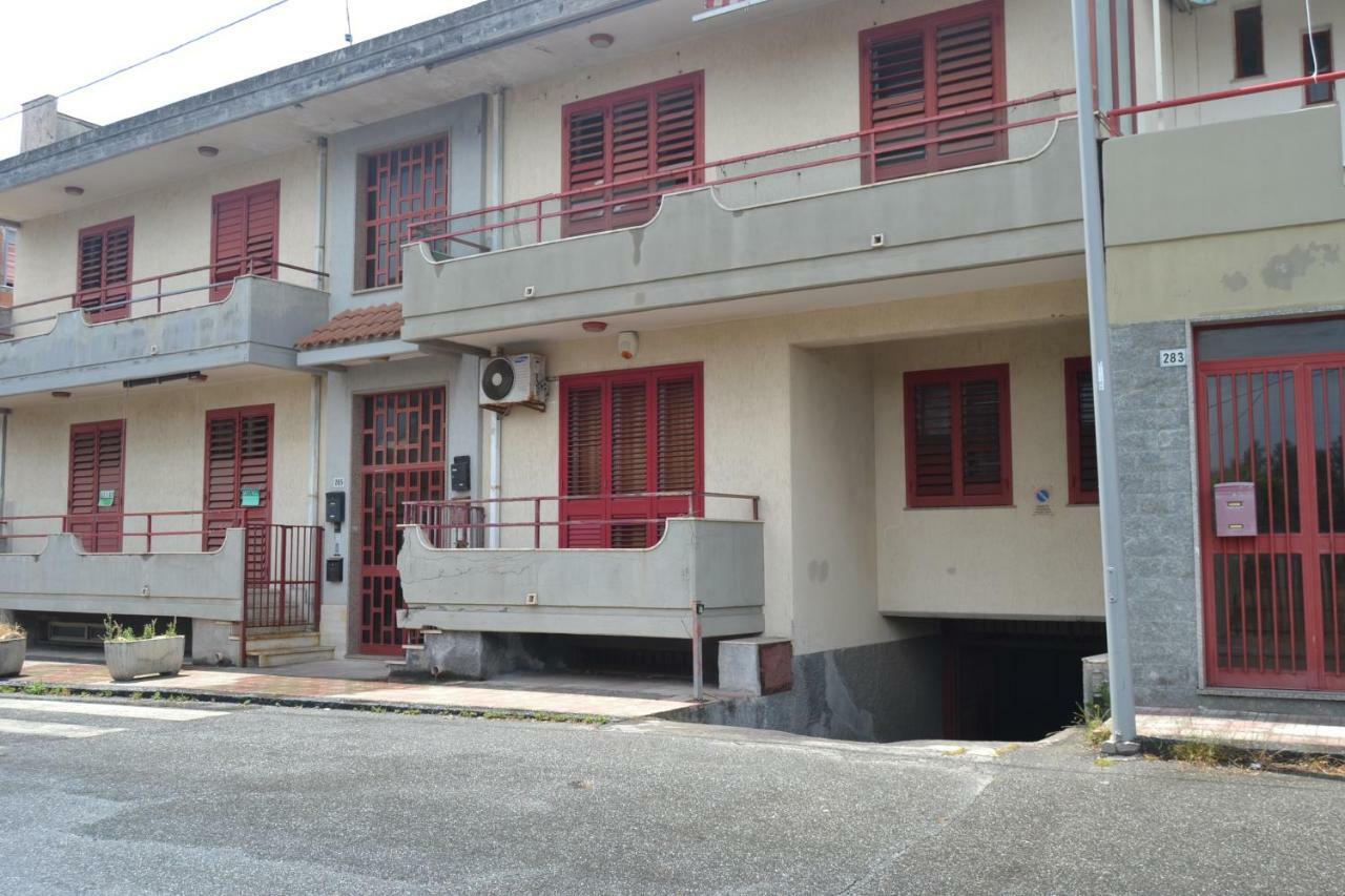 Tulipano 7 Apartment Mascali Bagian luar foto